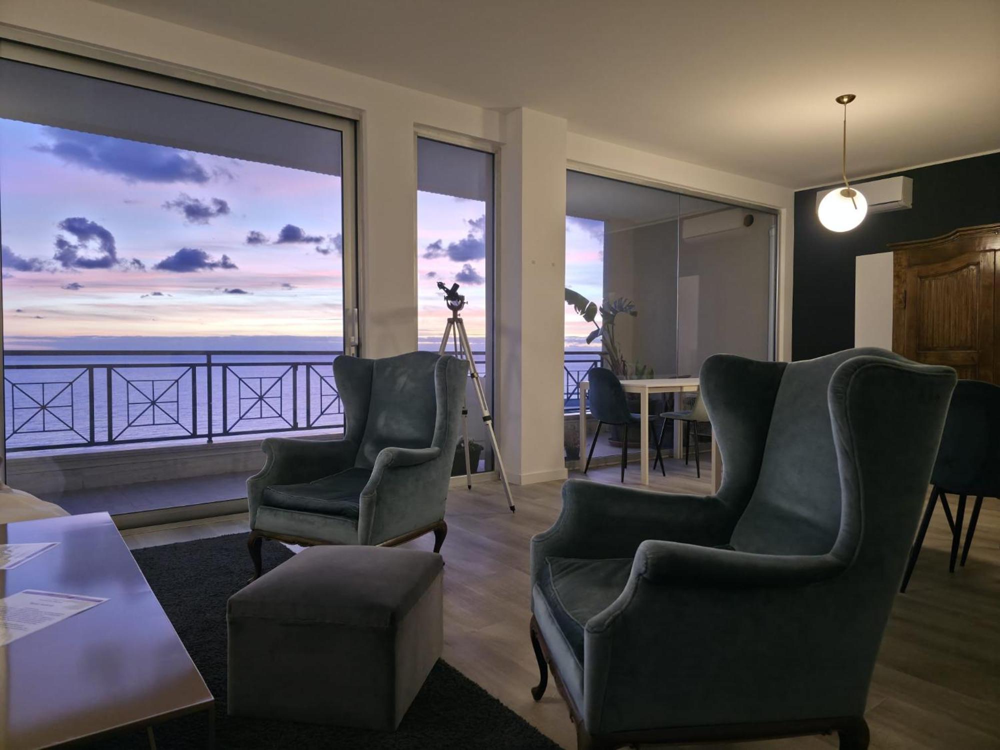 Queen Room with Sea View