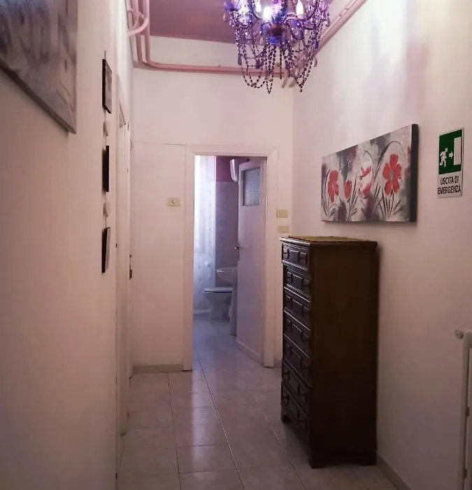 I Tre Leoni Affittacamere-1